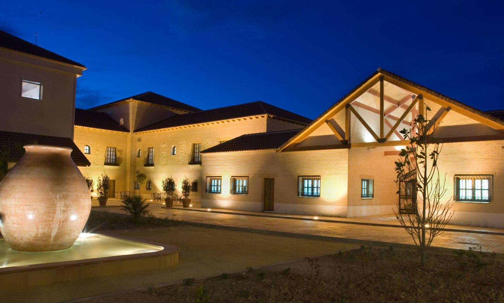 Bodegas Hacienda Albae Guest House Argamasilla de Alba Eksteriør bilde