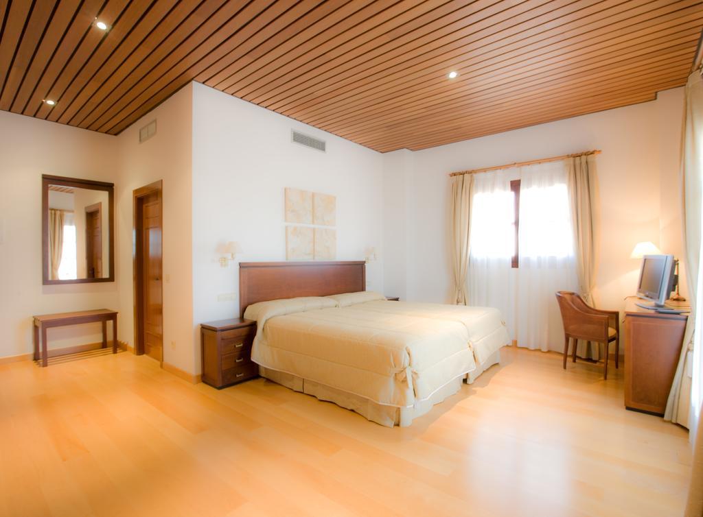 Bodegas Hacienda Albae Guest House Argamasilla de Alba Eksteriør bilde